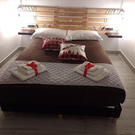 Hotel La Casa Del Rione Sanita' Neapol Zewnętrze zdjęcie