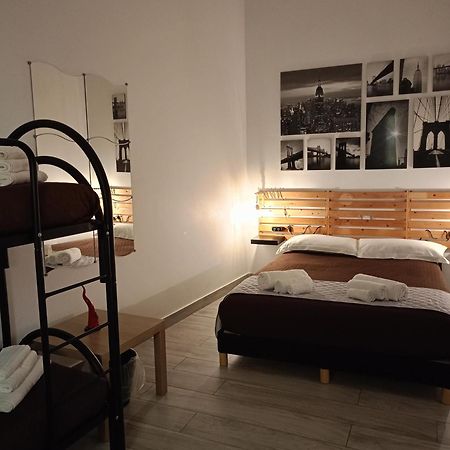 Hotel La Casa Del Rione Sanita' Neapol Zewnętrze zdjęcie